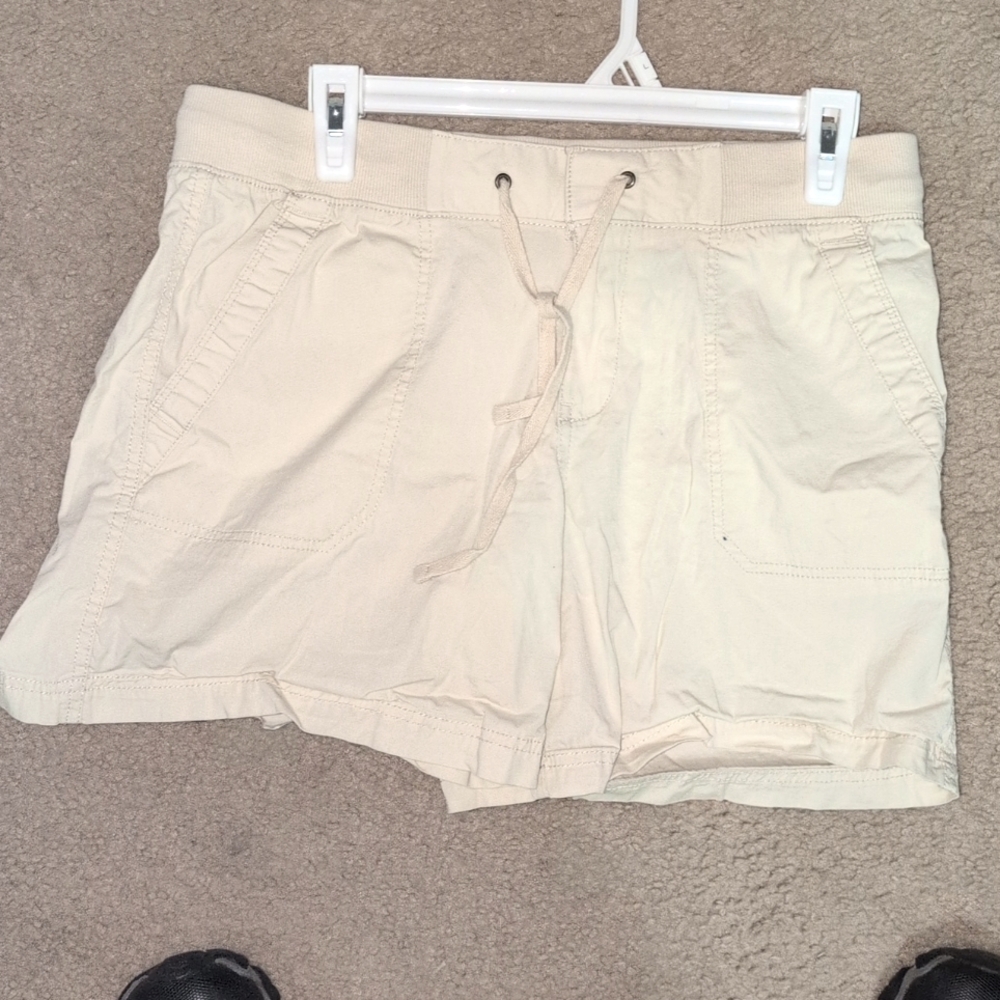 Natural Reflection Cream Cargo Shorts Lightweight Casual Style